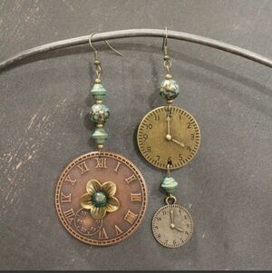 NEW It's 5 O'clock Somewhere Dangle Earrings